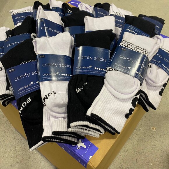 [48 Pairs] BNWT BOMBAS x Virgin Atlantic Vertical Logo Calf Socks LARGE - Black/ - Picture 1 of 1